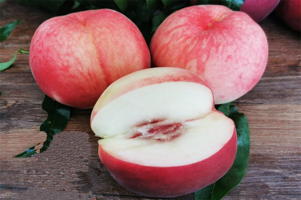 在標準光源條件下評定桃子果肉的顏色