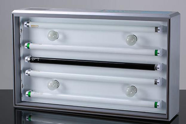 白熾燈是什么光源？白熾燈可以做標準光源嗎？