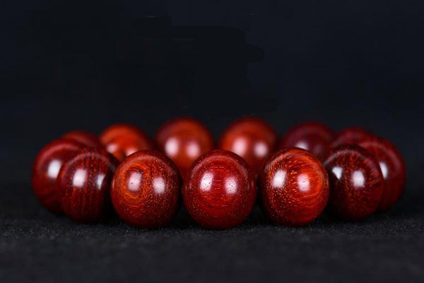 標(biāo)準光源箱在紫檀木顏色分類中的應(yīng)用