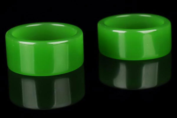 標(biāo)準(zhǔn)光源箱用于獨山玉顏色的評定及分類